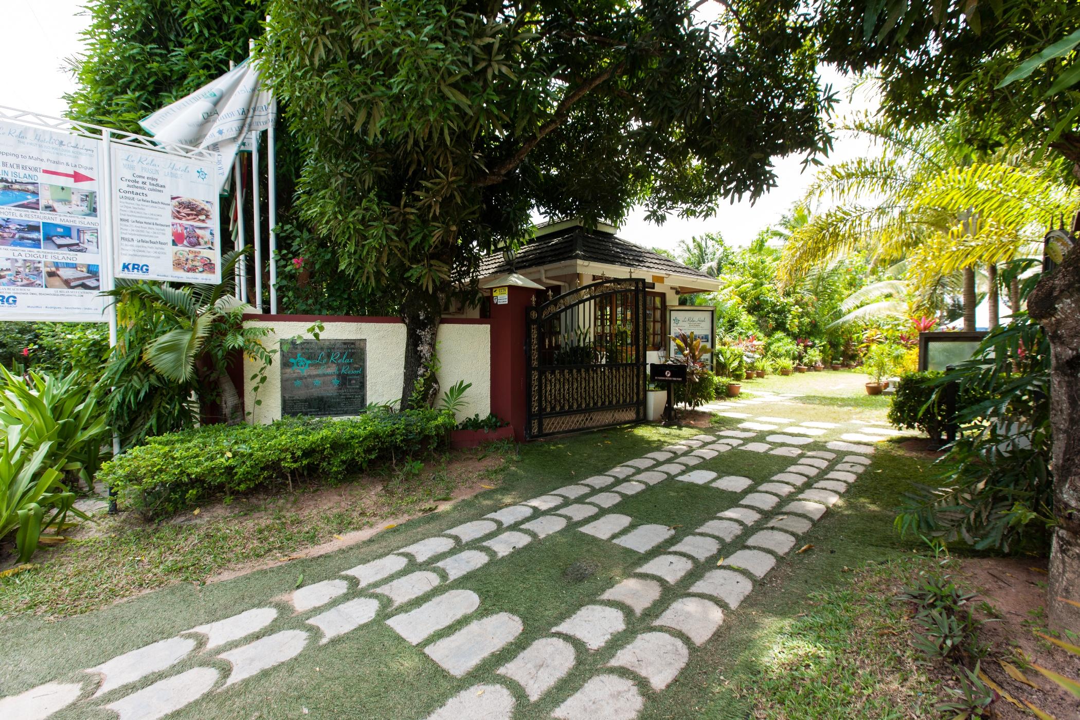 Le Relax Beach Resort Grand Anse  Exterior photo